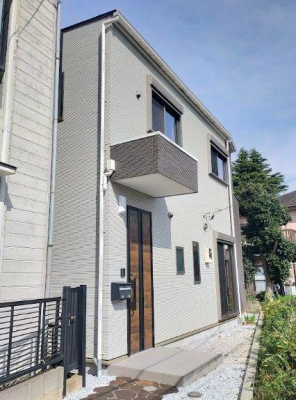 神奈川県横浜市鶴見区馬場3丁目の中古一戸建ての現地外観写真