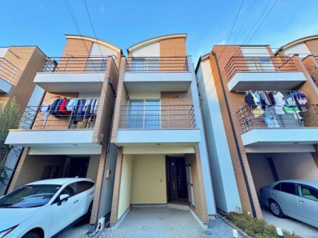 神奈川県横浜市港北区日吉7丁目の中古一戸建ての現地外観写真