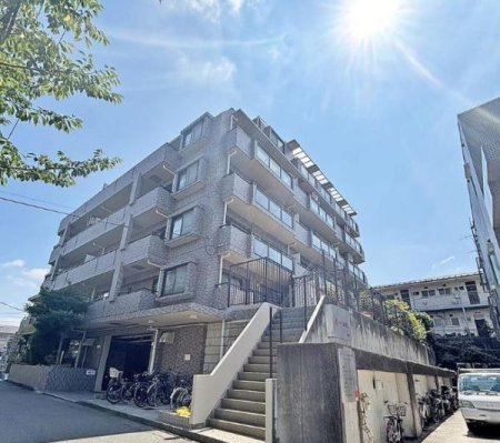 神奈川県横浜市緑区十日市場町の中古マンションの現地外観写真