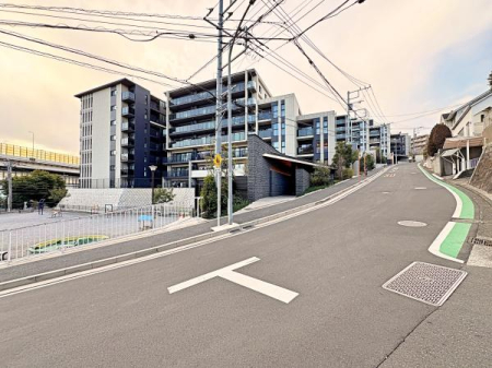 神奈川県横浜市中区池袋の中古マンションの現地外観写真