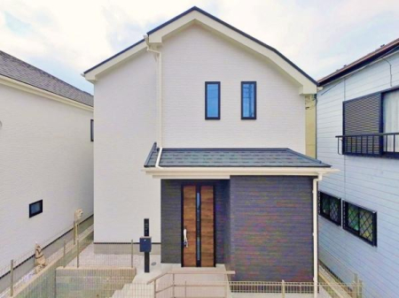 神奈川県横浜市港南区東永谷1丁目の新築一戸建ての現地外観写真