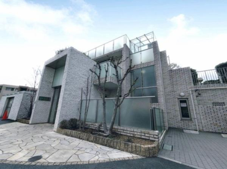 神奈川県川崎市高津区末長1丁目の中古マンションの現地外観写真