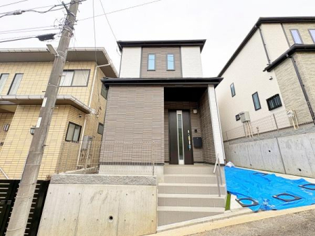 神奈川県川崎市中原区井田3丁目の新築一戸建ての現地外観写真