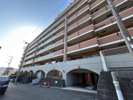 神奈川県横浜市保土ケ谷区川島町の中古マンションの現地外観写真