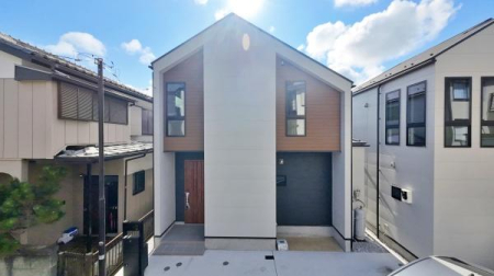 神奈川県横浜市戸塚区東俣野町の新築一戸建ての現地外観写真