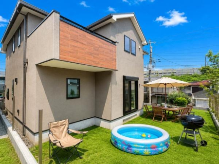 神奈川県横浜市旭区上白根2丁目の新築一戸建ての現地外観写真
