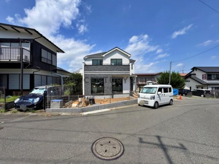 神奈川県横浜市港南区下永谷5丁目の新築一戸建ての現地外観写真