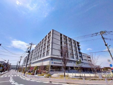 その他　横浜市立市民病院まで徒歩約8分。2020年5月に竣工した新病棟へ移転。夜間の外来も受け付ける総合病院がそばにあると安心です。(24時間365日対応)